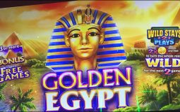 Mesin Slot Golden Egypt